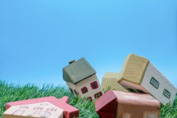 太陽光発電は災害時でも使える？使用方法や蓄電池との併用メリット、有効活用法も解説