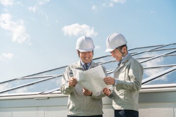 太陽光発電の設置が隣地所有者に反対される理由｜トラブル事例や対策、施工業者の選び方を解説