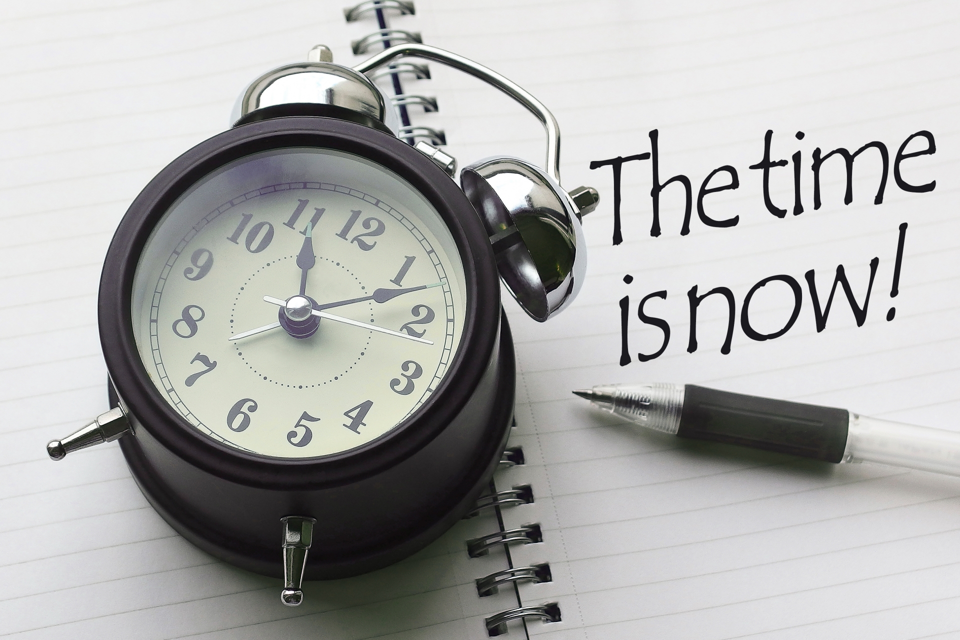今がその時です　時間のイメージ素材