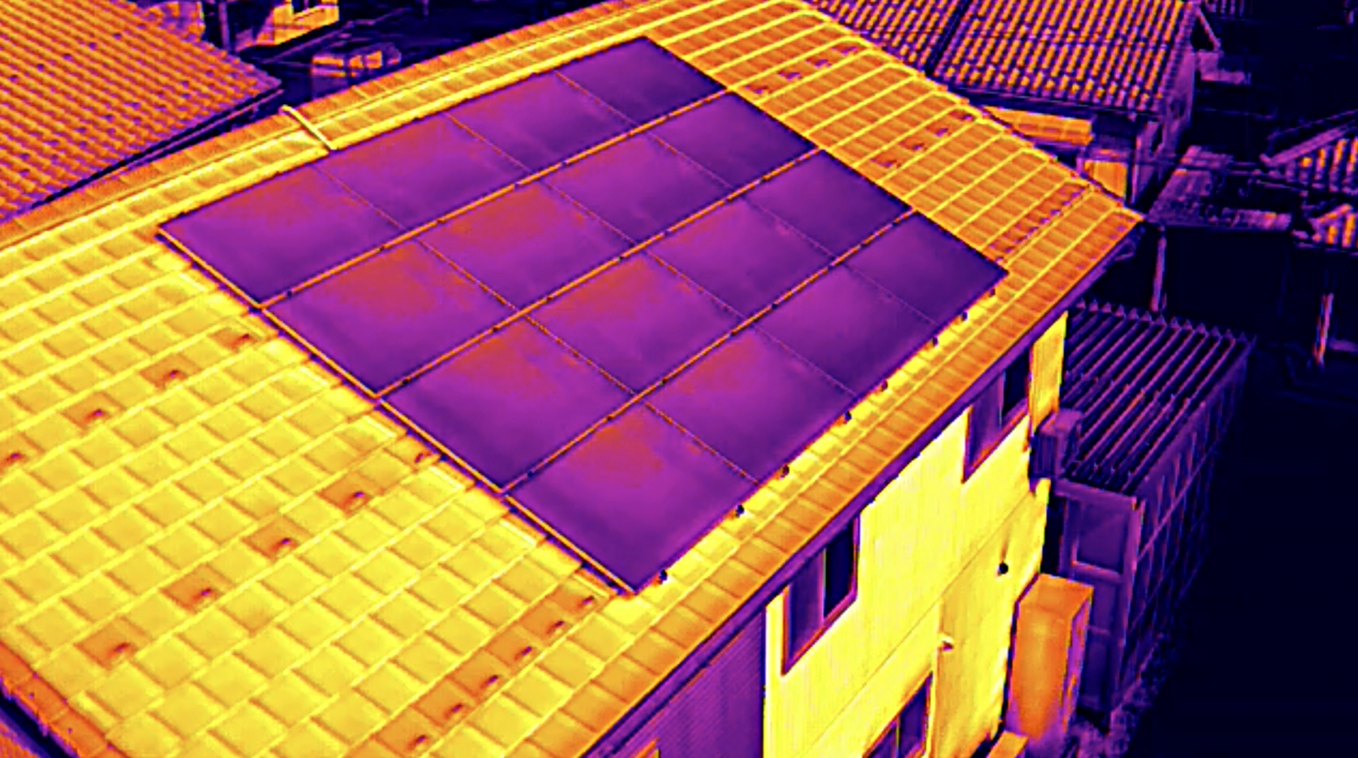 赤外線のイメージ「ソーラーの家」