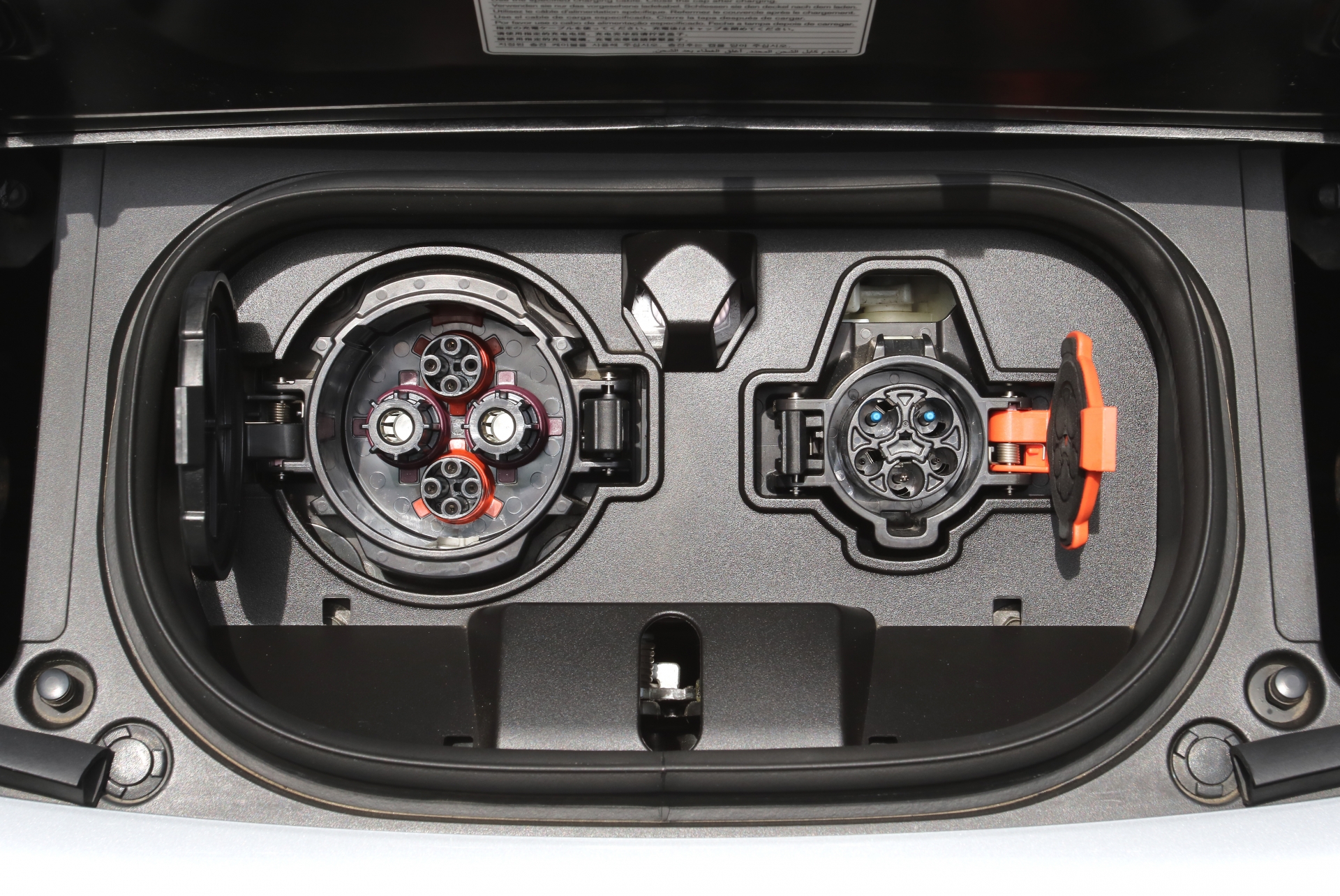 電気自動車 EV 充電