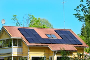 太陽光発電は費用を回収できない？対策や元を取るためのポイント、何年で回収できるかも解説