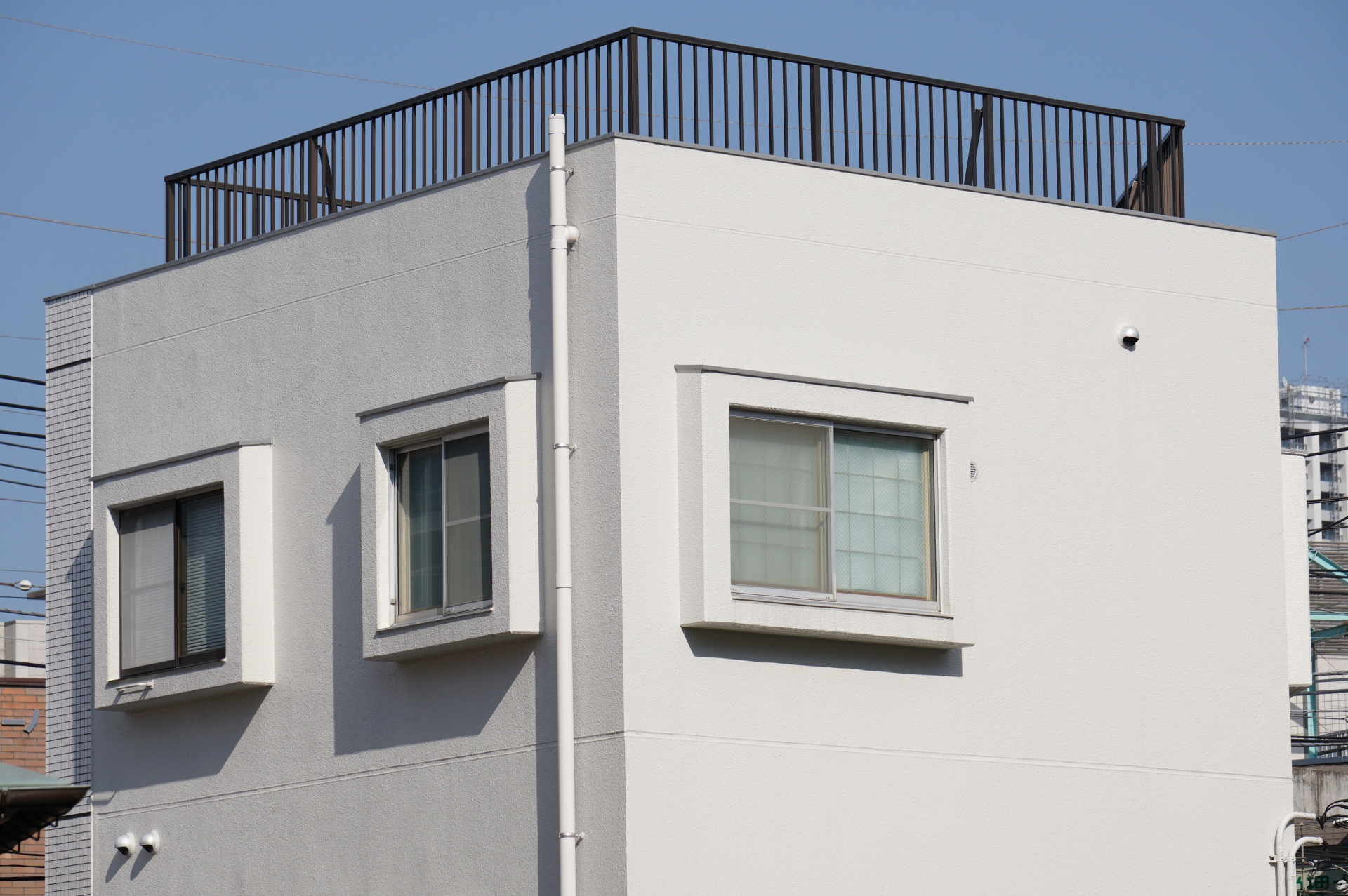 白い建物